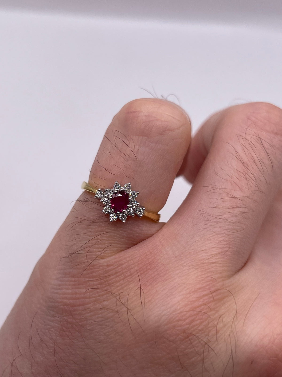 18ct gold ruby and diamond ring