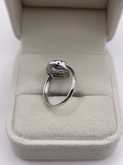 18ct white gold tanzanite and diamond ring