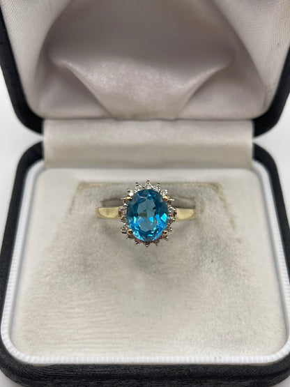 9ct gold topaz and diamond ring