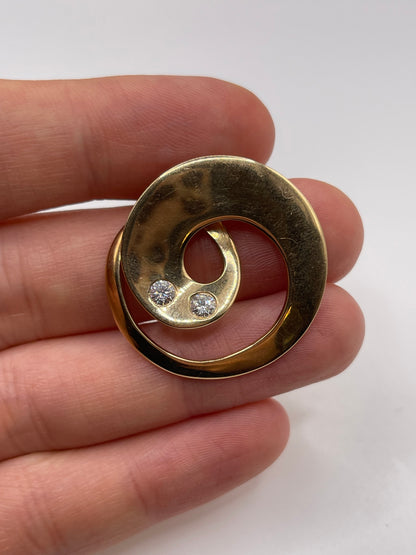9ct gold diamond pendant