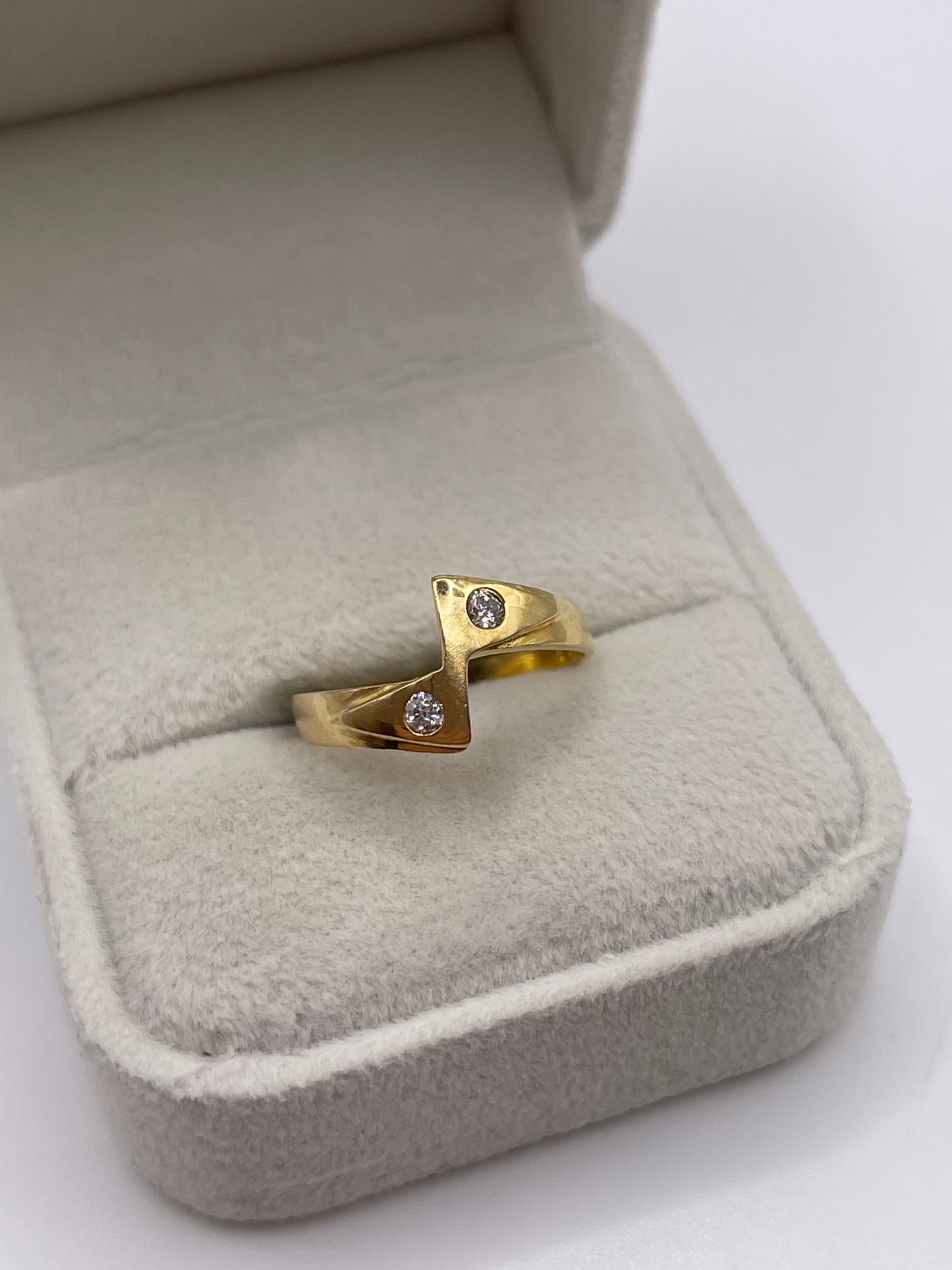 21ct gold cz ring