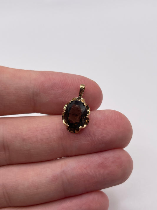 9ct gold Smokey quartz pendant