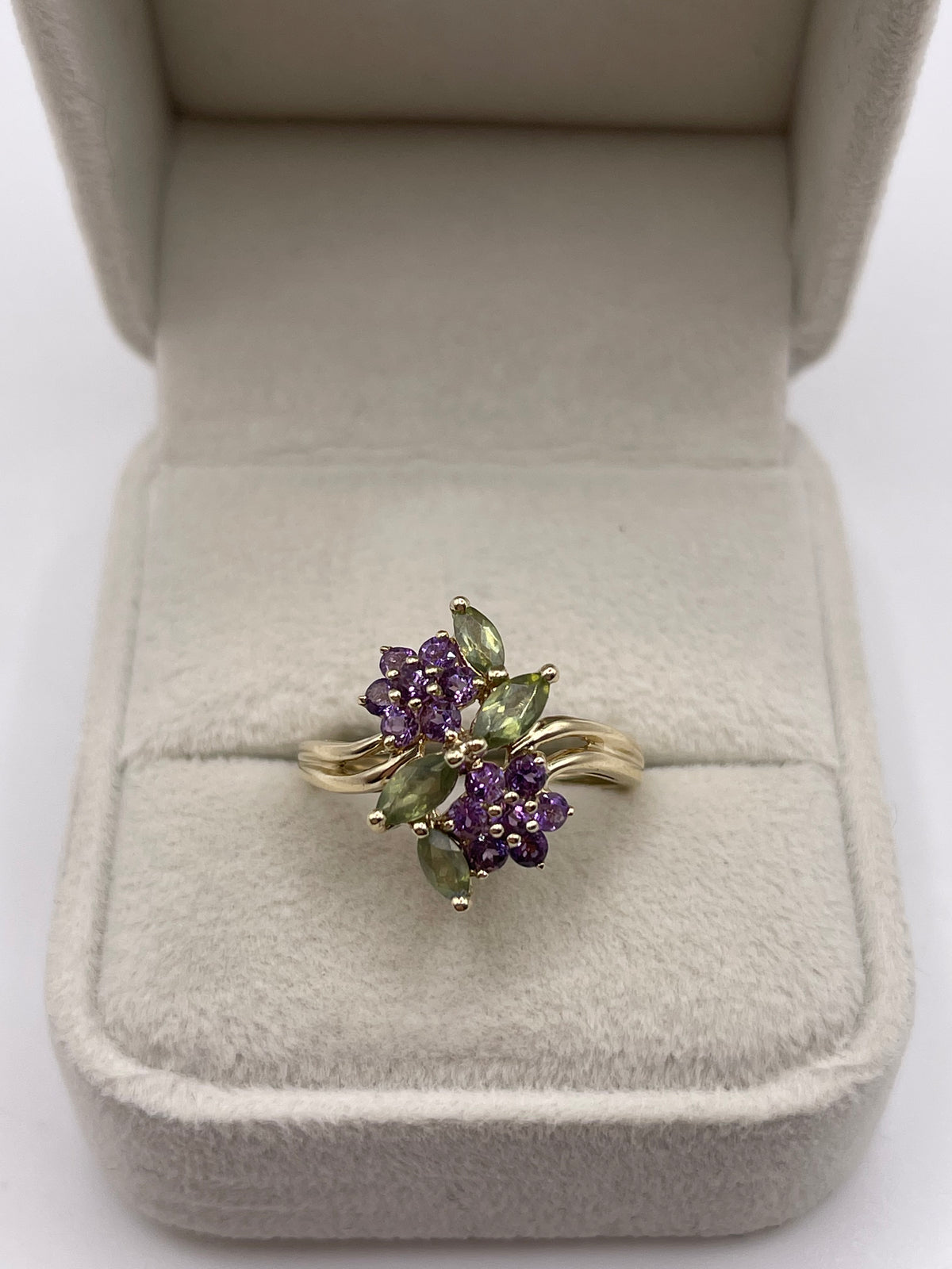 9ct gold amethyst and quartz ring