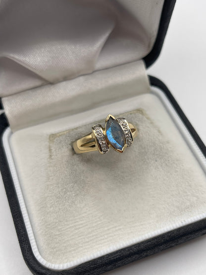 9ct gold labradorite and zircon ring