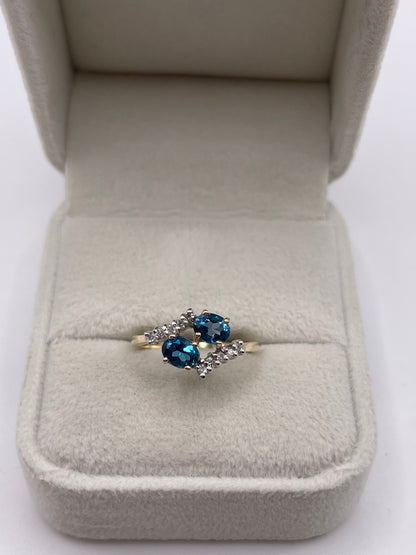 9ct gold topaz and diamond ring