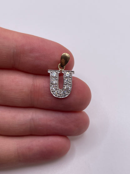 9ct gold cz initial U pendant