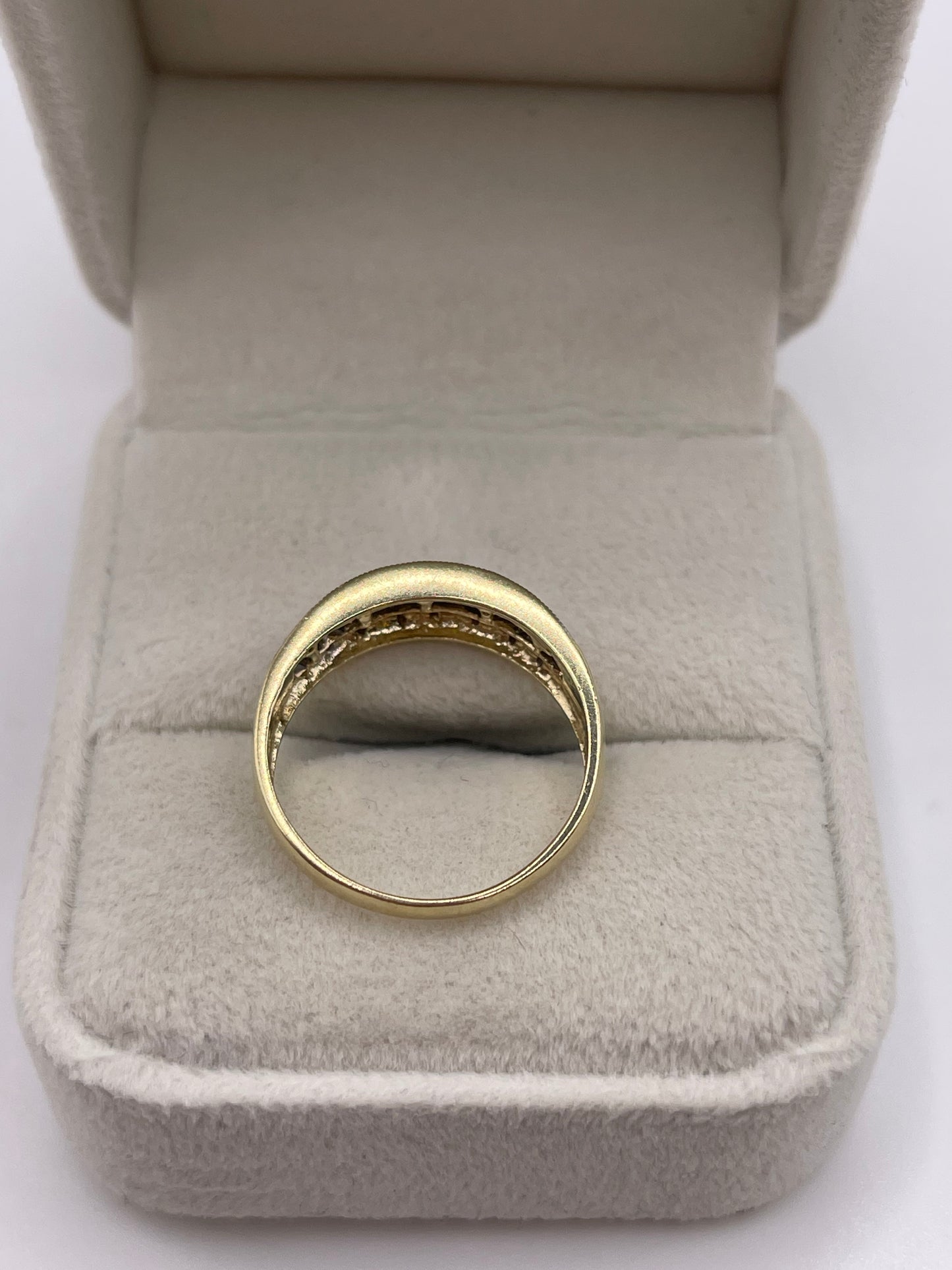 9ct gold diamond cluster ring