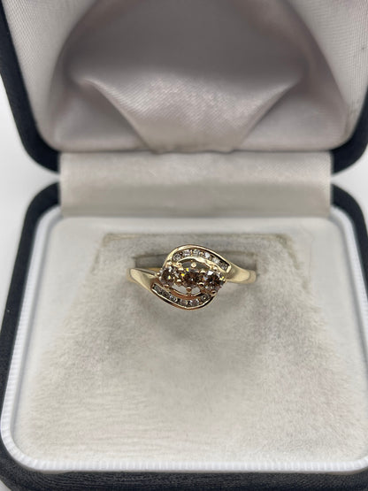 9ct gold diamond cluster ring