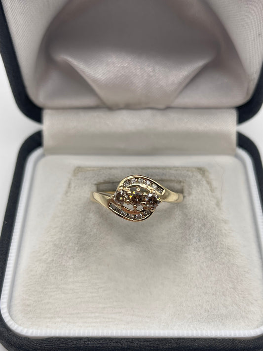 9ct gold diamond cluster ring