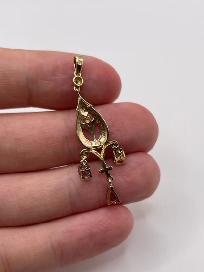 9ct gold amethyst and diamond pendant
