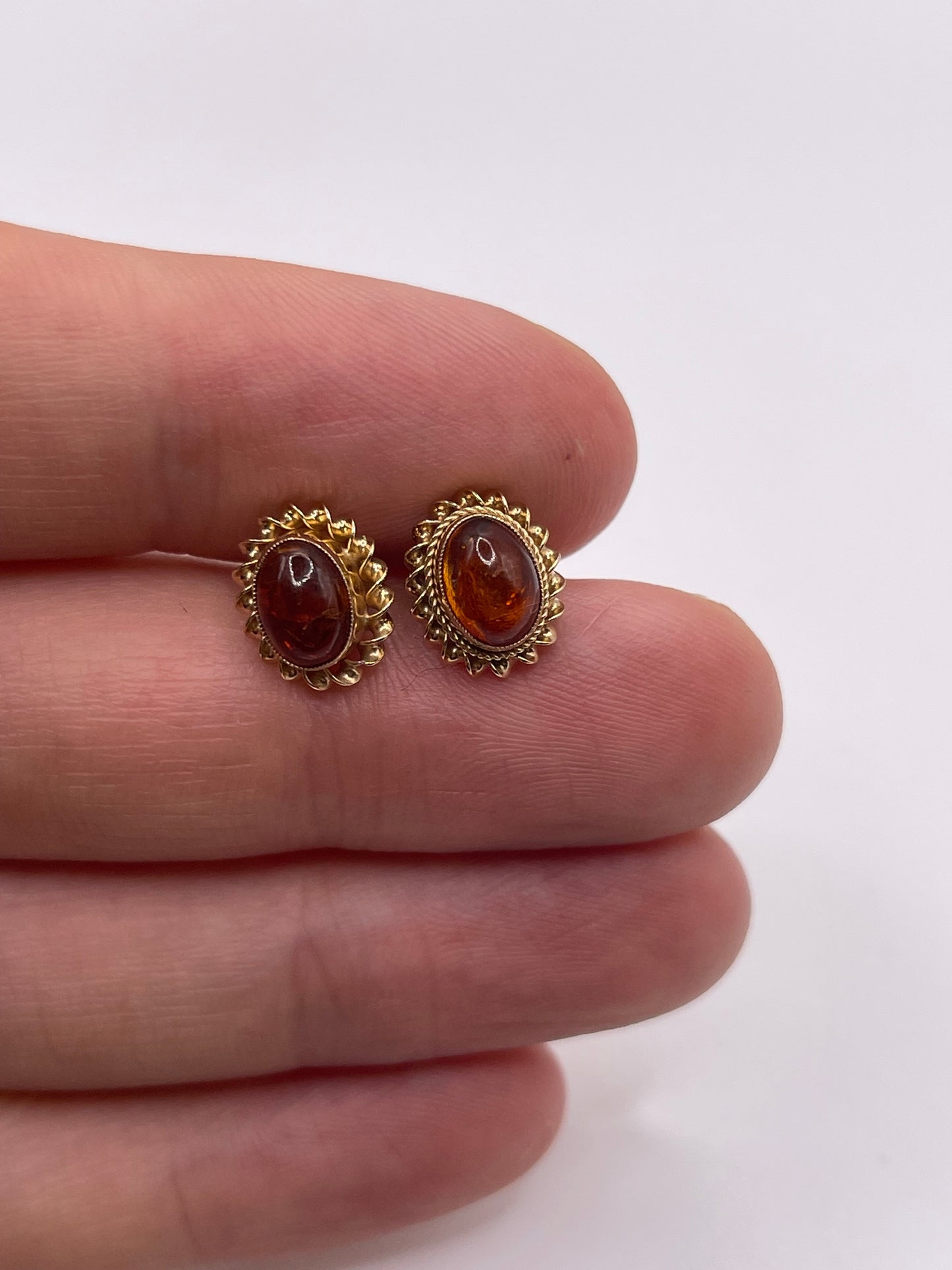 9ct gold amber earrings