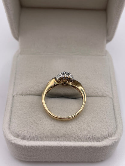 9ct gold sapphire and diamond ring