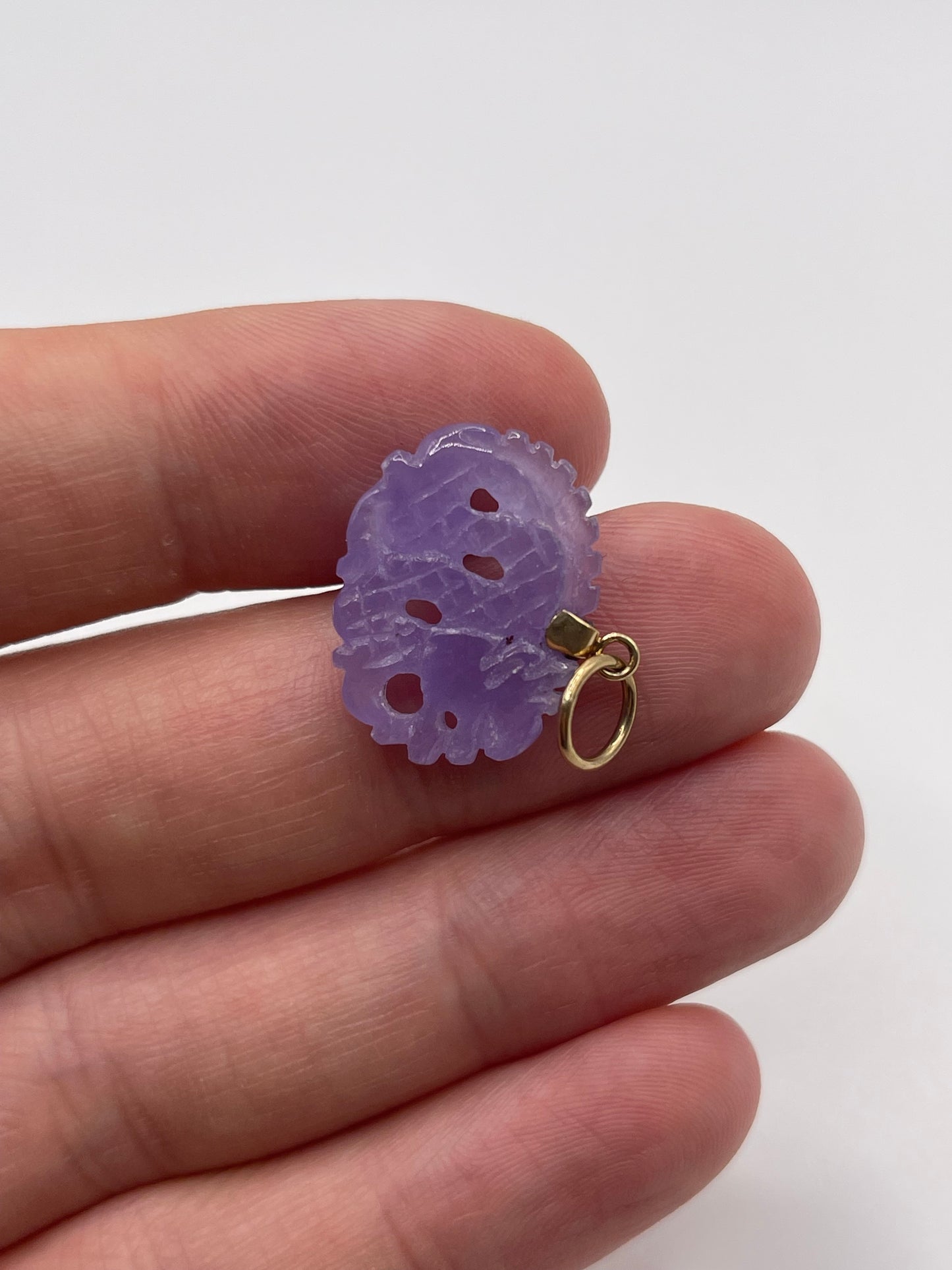 14ct gold jade pendant