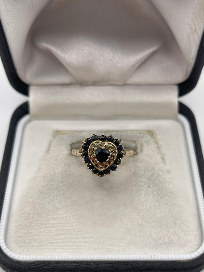 9ct gold sapphire heart ring
