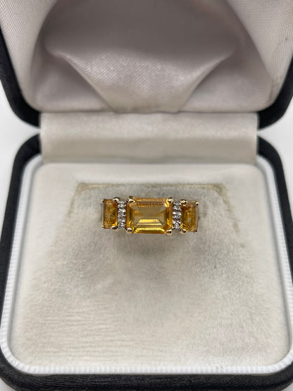 9ct gold citrine and diamond ring