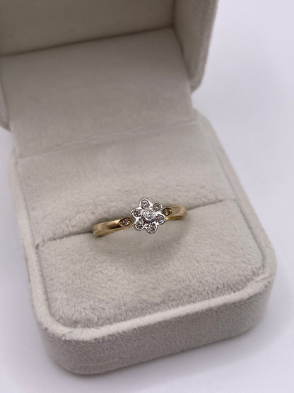 9ct gold diamond cluster ring