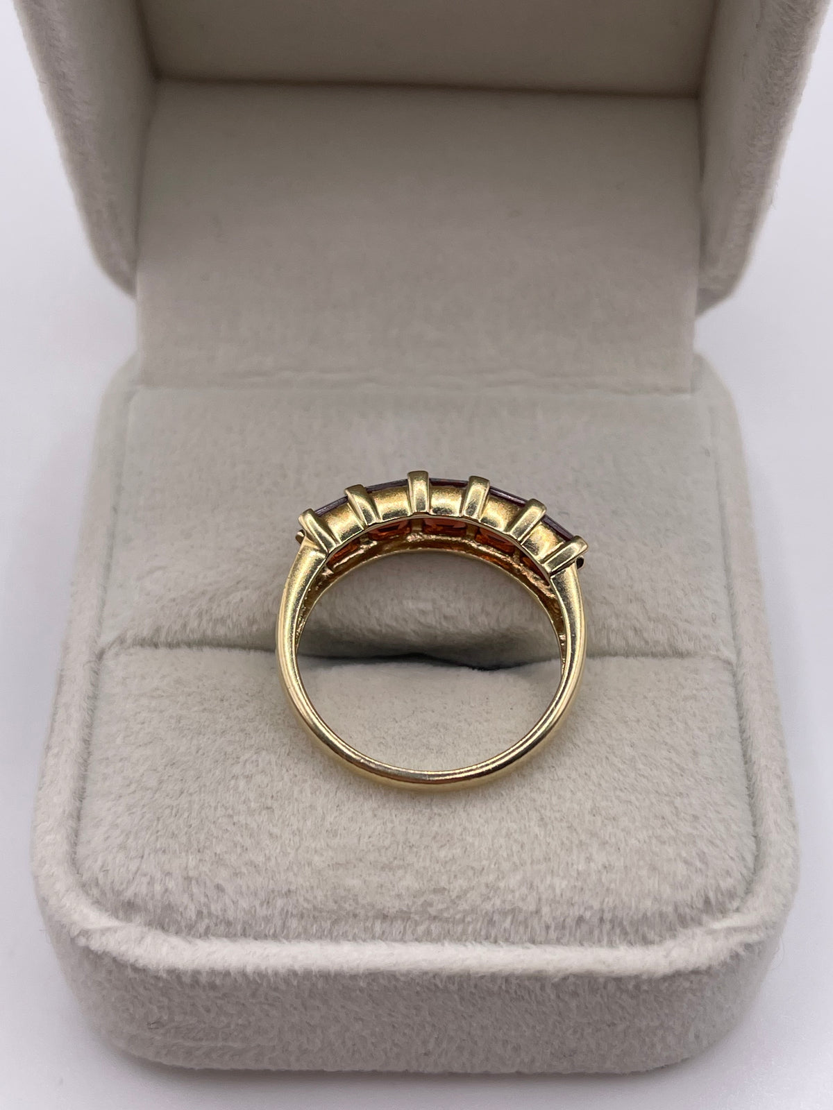 9ct gold garnet cluster ring