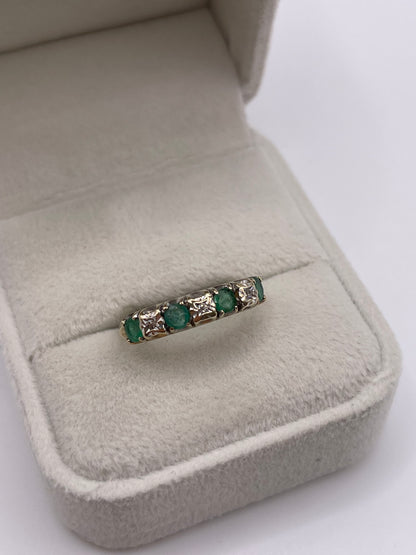 9ct gold emerald and diamond ring