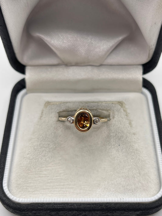 9ct gold quartz and zircon ring