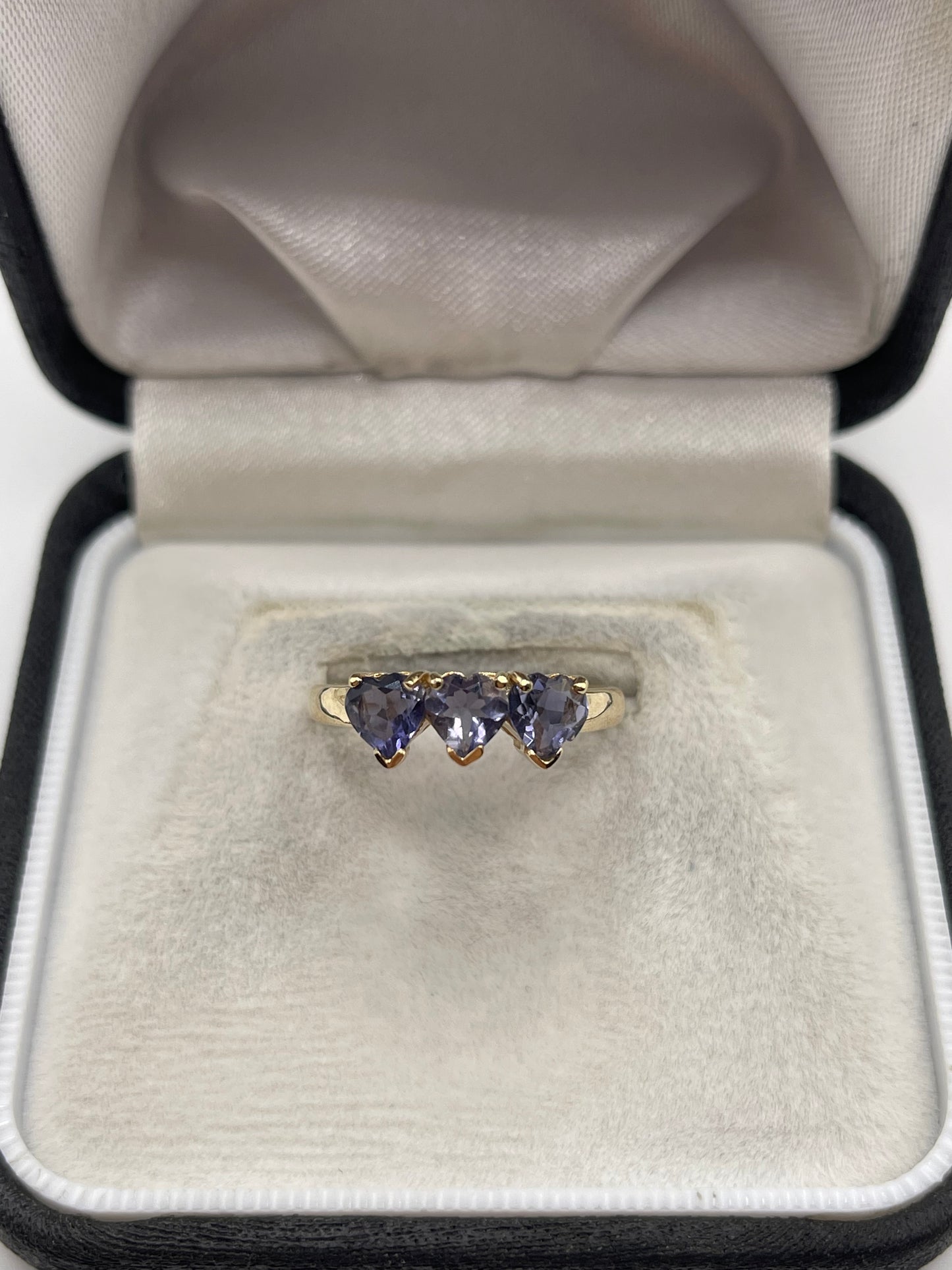 9ct gold iolite ring