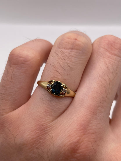 9ct gold sapphire and diamond ring