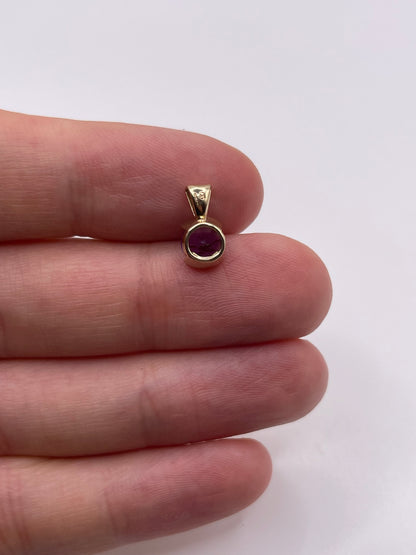 9ct gold amethyst pendant