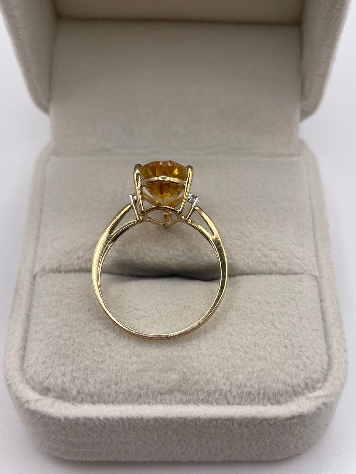 9ct gold citrine and diamond ring
