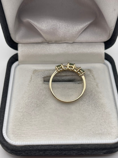 9ct gold quartz and zircon ring