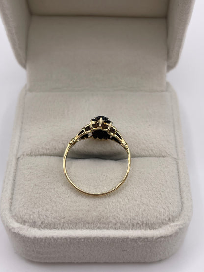 9ct gold sapphire and diamond ring