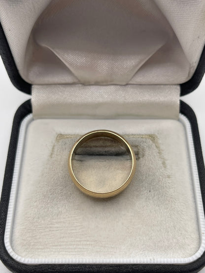 9ct gold patterned band
