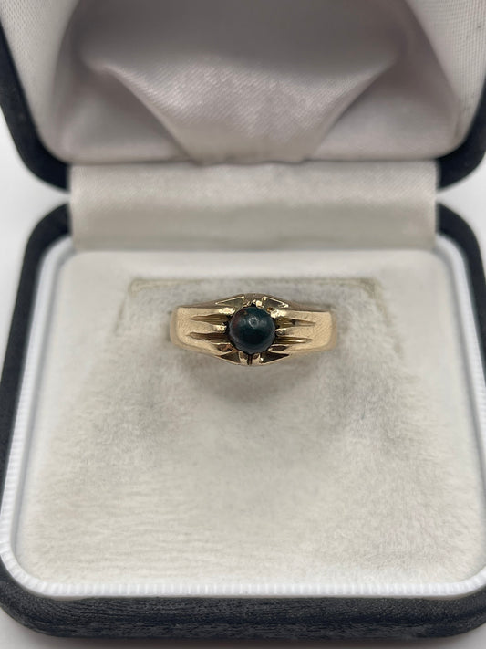 9ct gold bloodstone gypsy ring