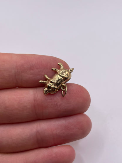 9ct gold pig charm
