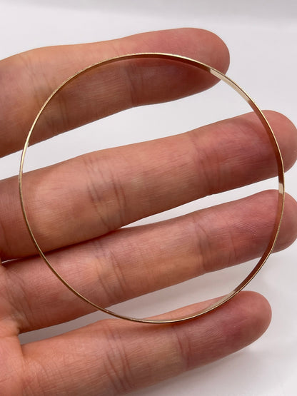 9ct gold bangle