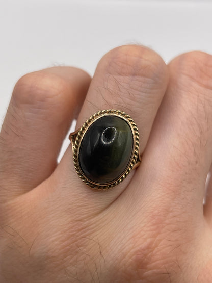 9ct gold tigers eye ring