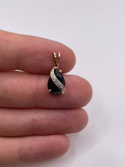 9ct gold sapphire and diamond pendant