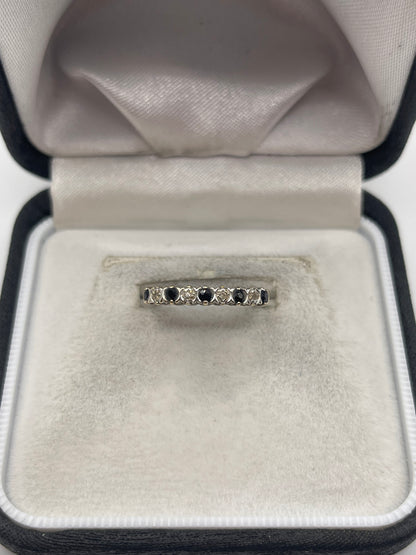 9ct gold sapphire and diamond ring