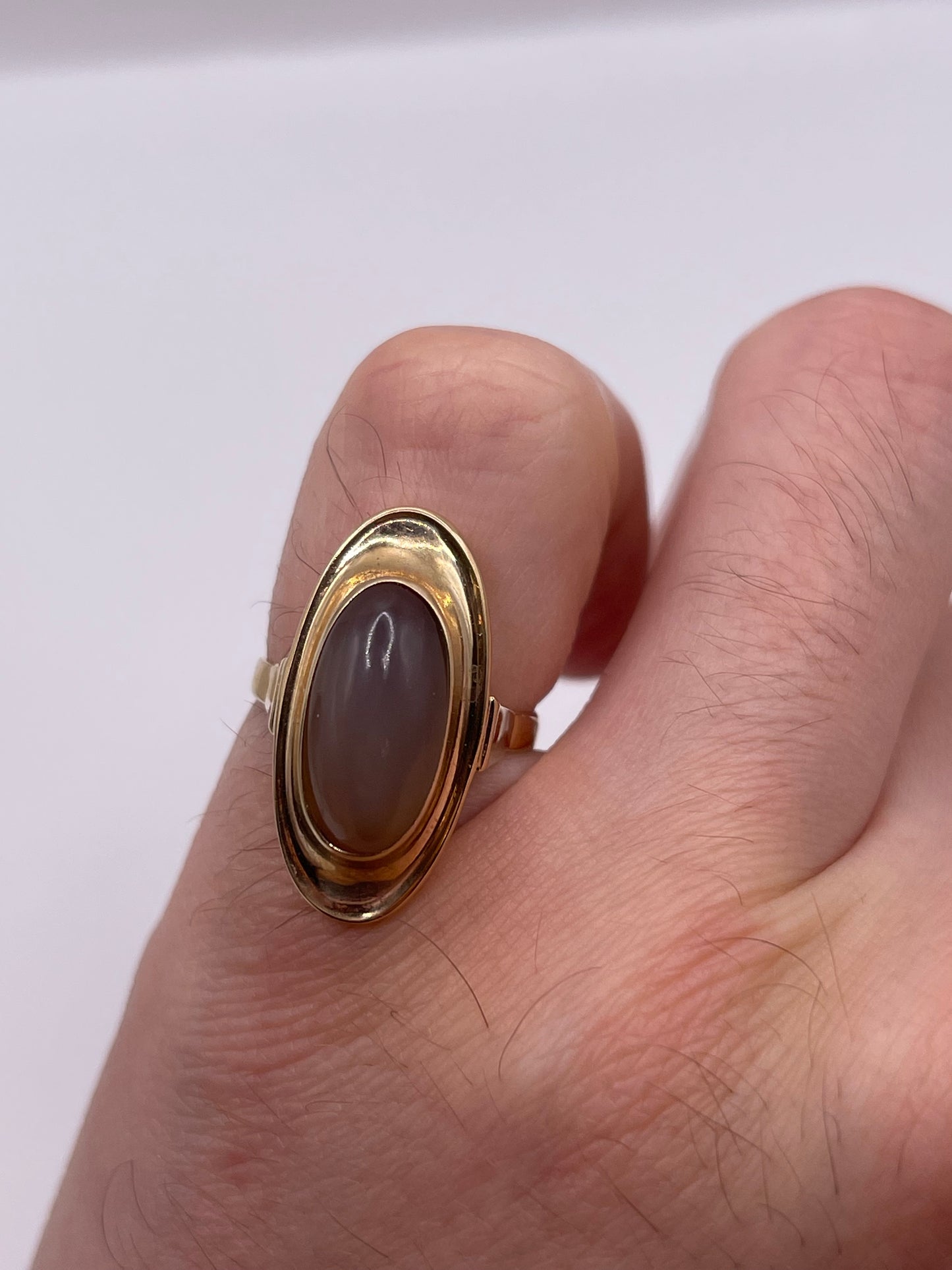 9ct gold agate ring