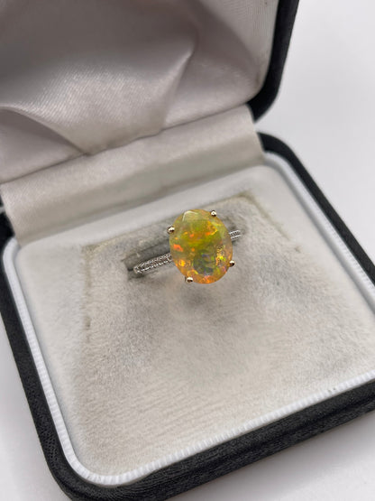 9ct gold opal and zircon ring