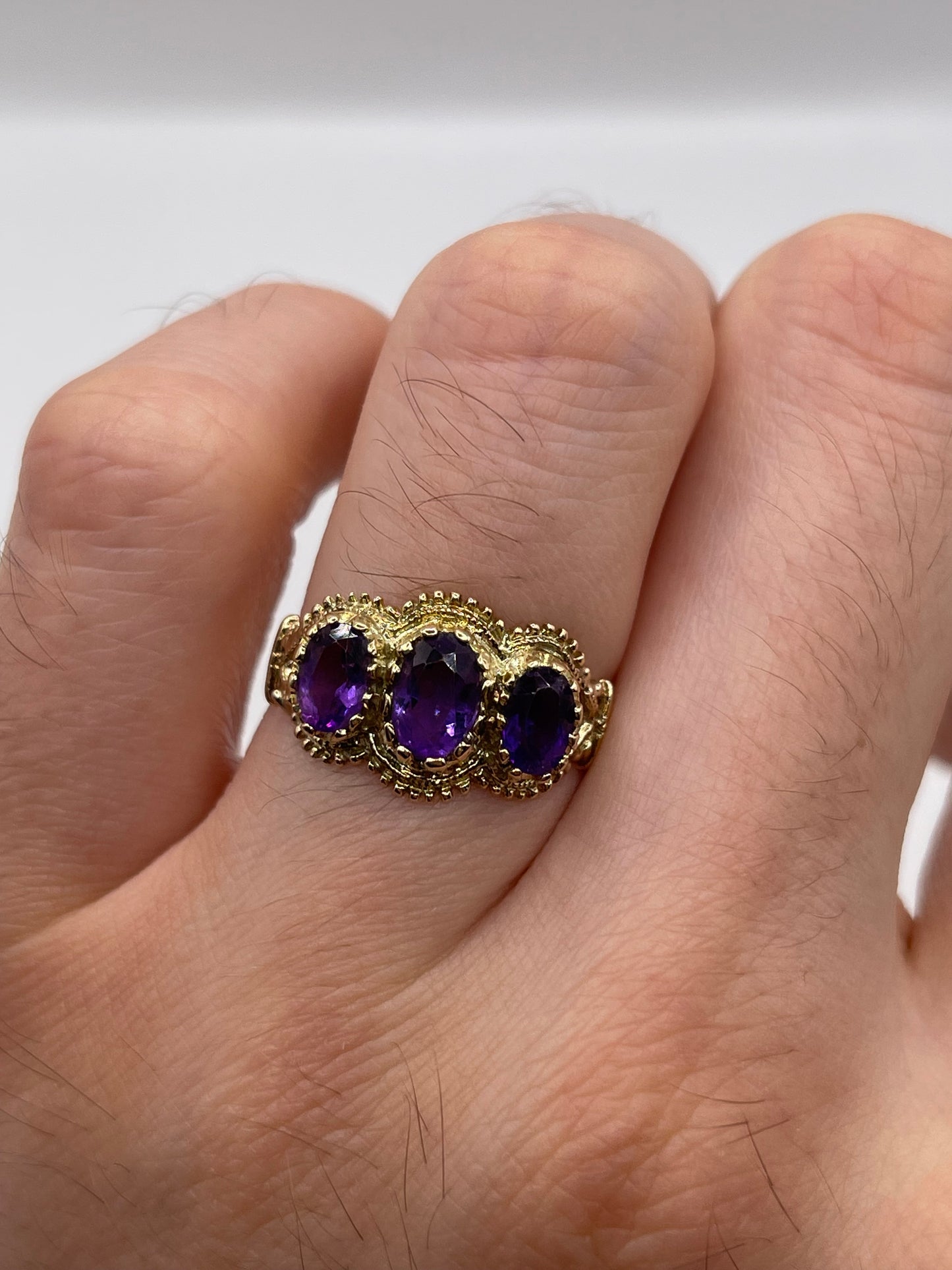 9ct gold amethyst ring