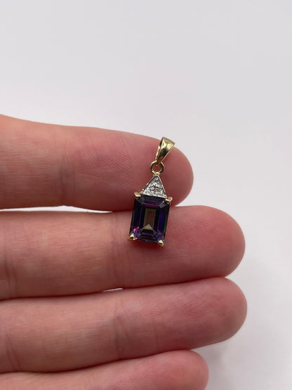 9ct gold mystic topaz and diamond pendant