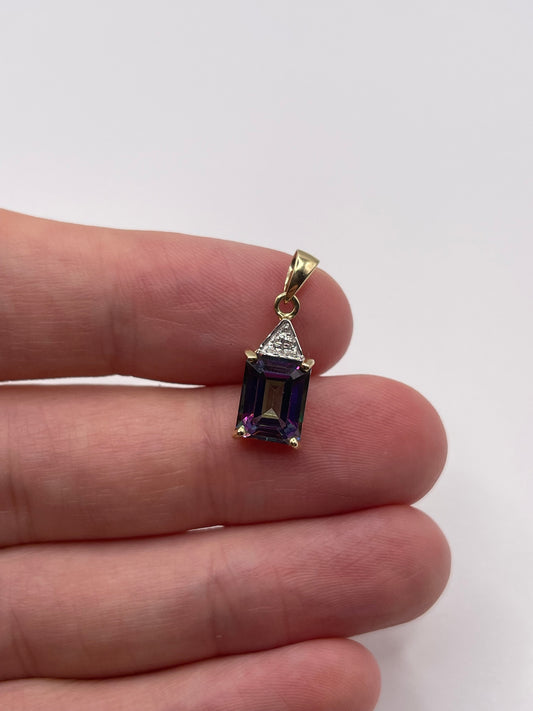9ct gold mystic topaz and diamond pendant