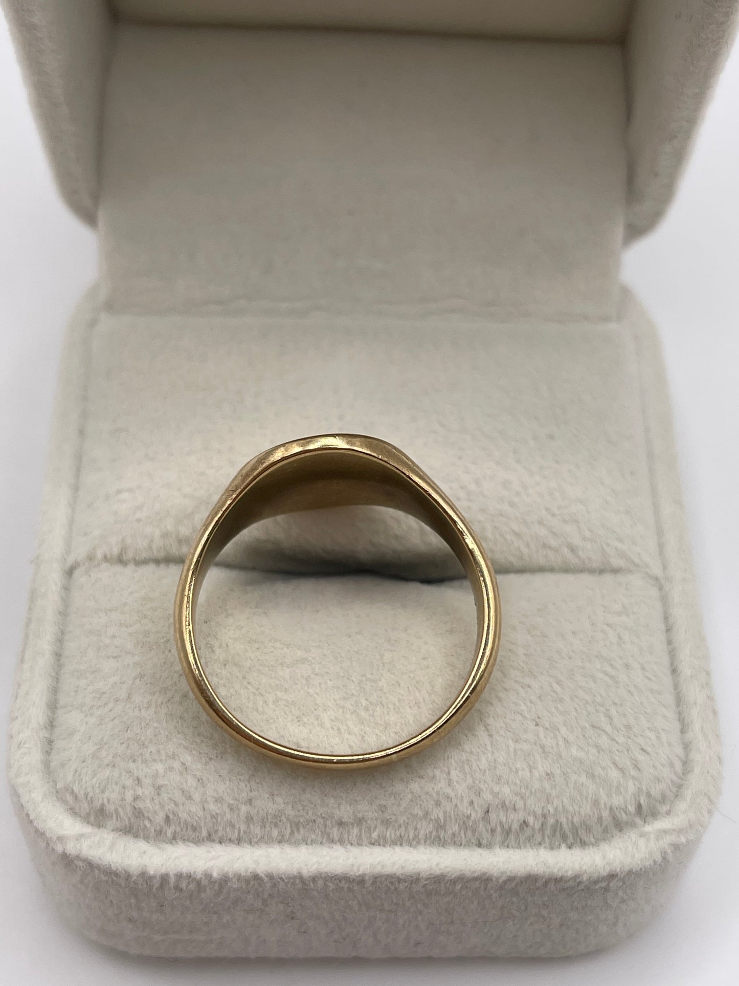 9ct gold signet ring