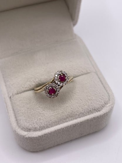 9ct gold ruby and zircon ring