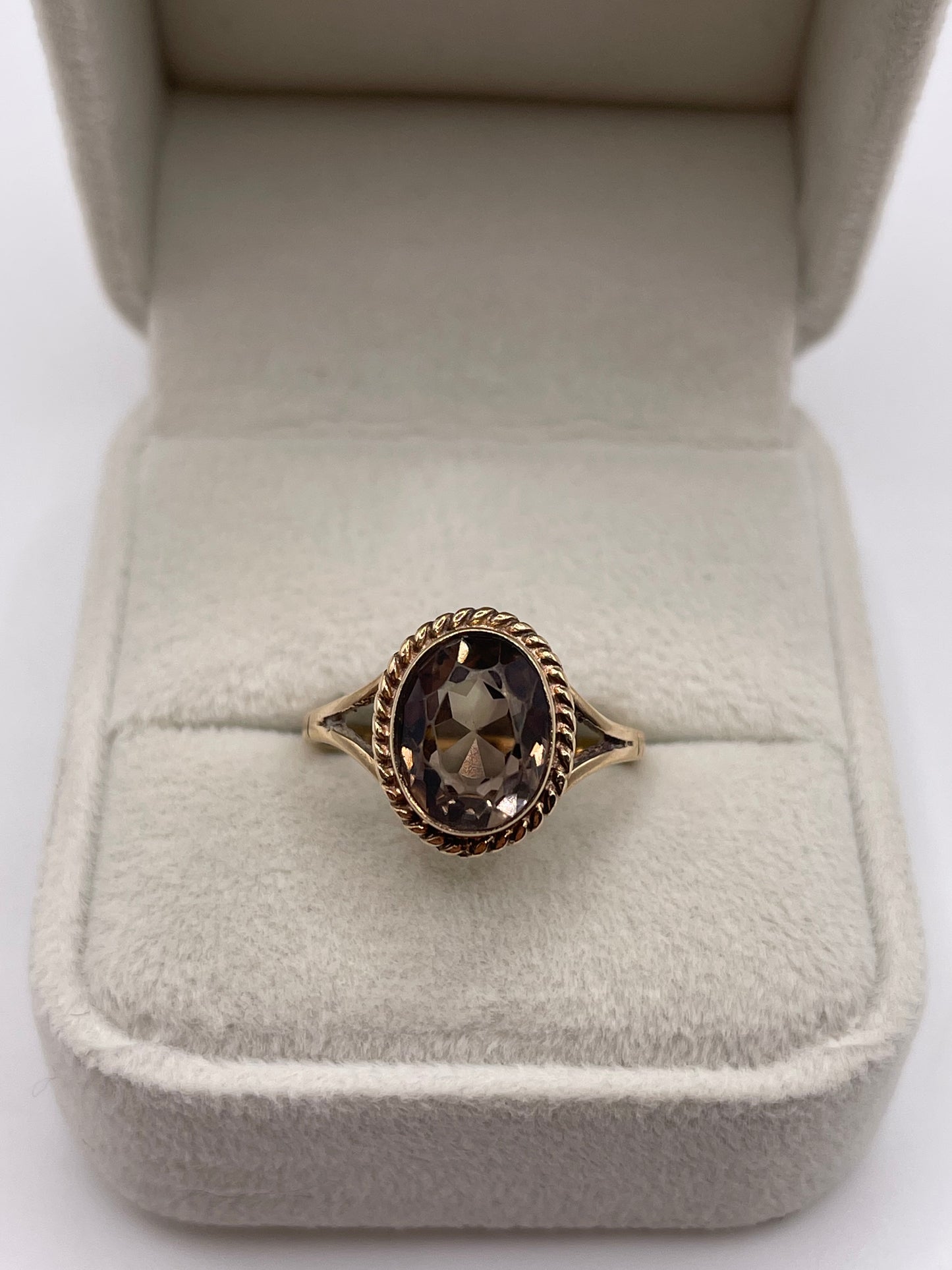 9ct gold Smokey quartz ring