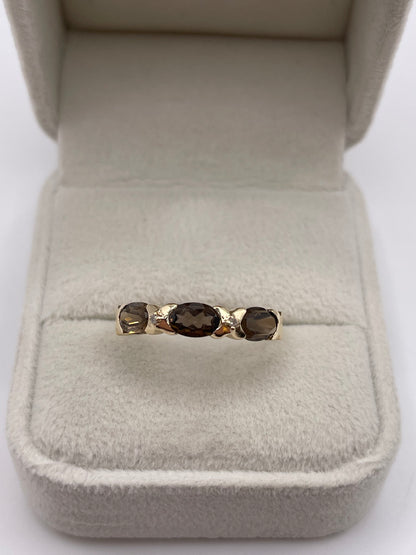 9ct gold Smokey quartz and diamond ring