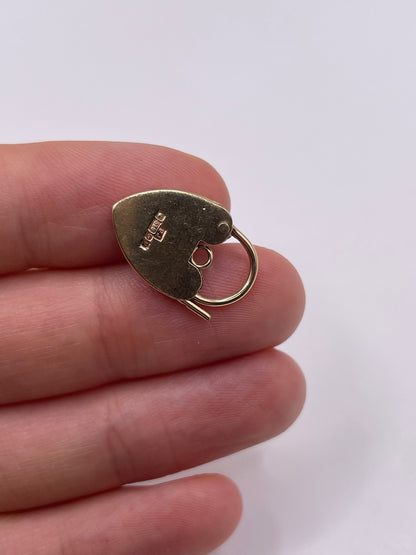 9ct gold padlock 8