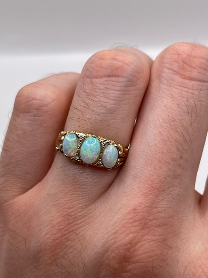 9ct gold opal and diamond ring