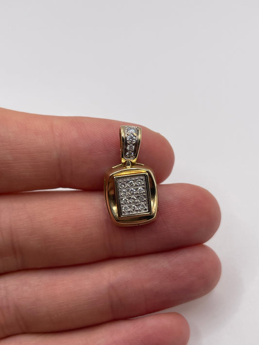 9ct gold diamond cluster pendant