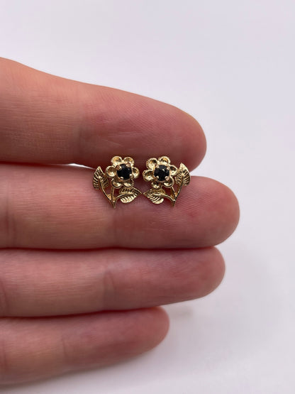 9ct gold sapphire flower earrings