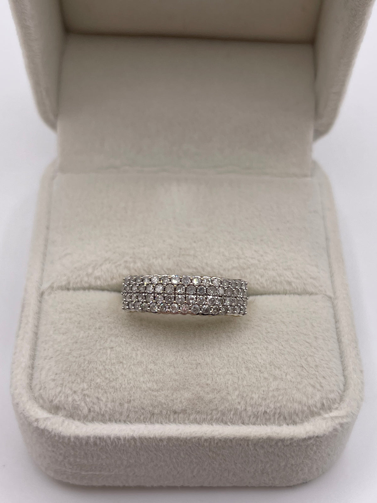 9ct gold diamond cluster ring